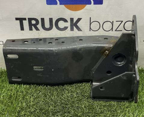 A9305201533 Кронштейн подножки правой для Mercedes-Benz Actros MP1 (с 1996 по 2003)