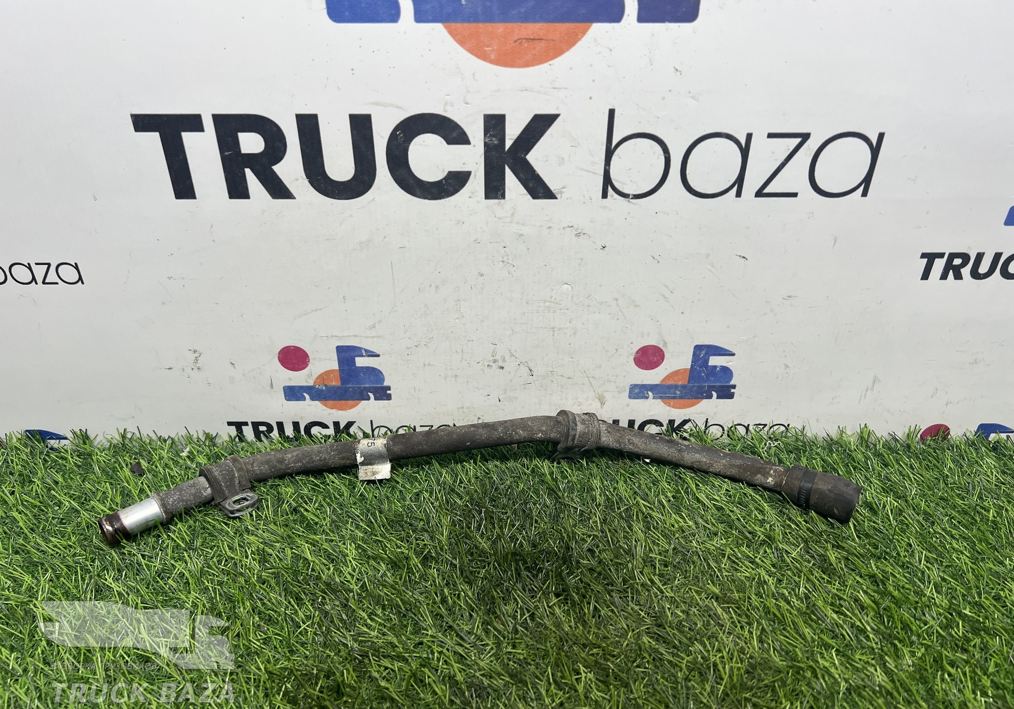 1852675 Трубка компрессора