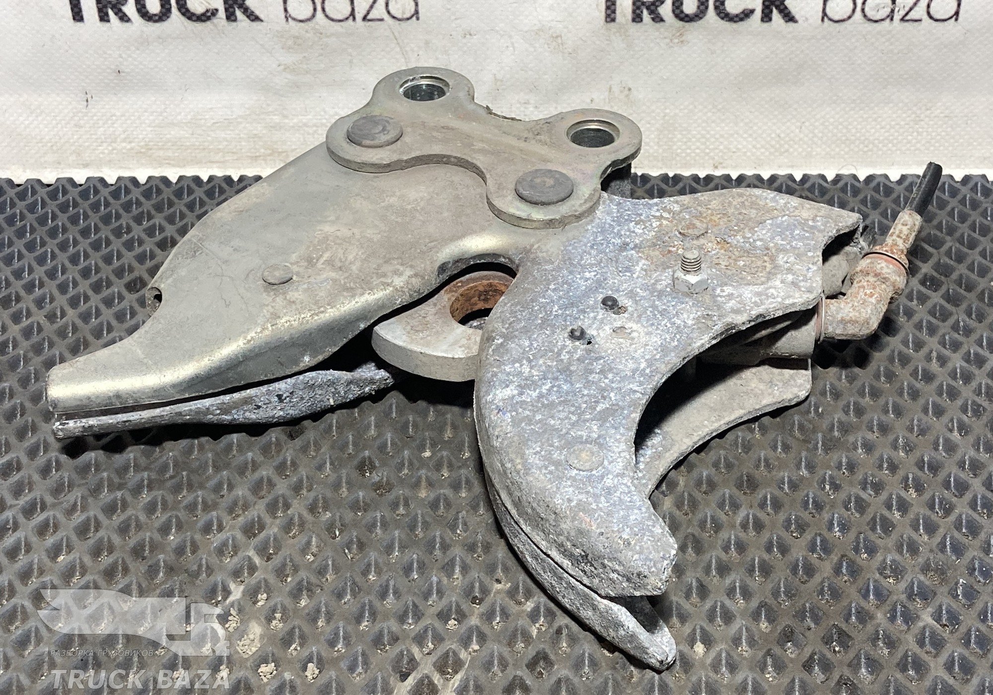 A9603101683 Замок кабины для Mercedes-Benz Actros New Actros MP4 (с 2011)