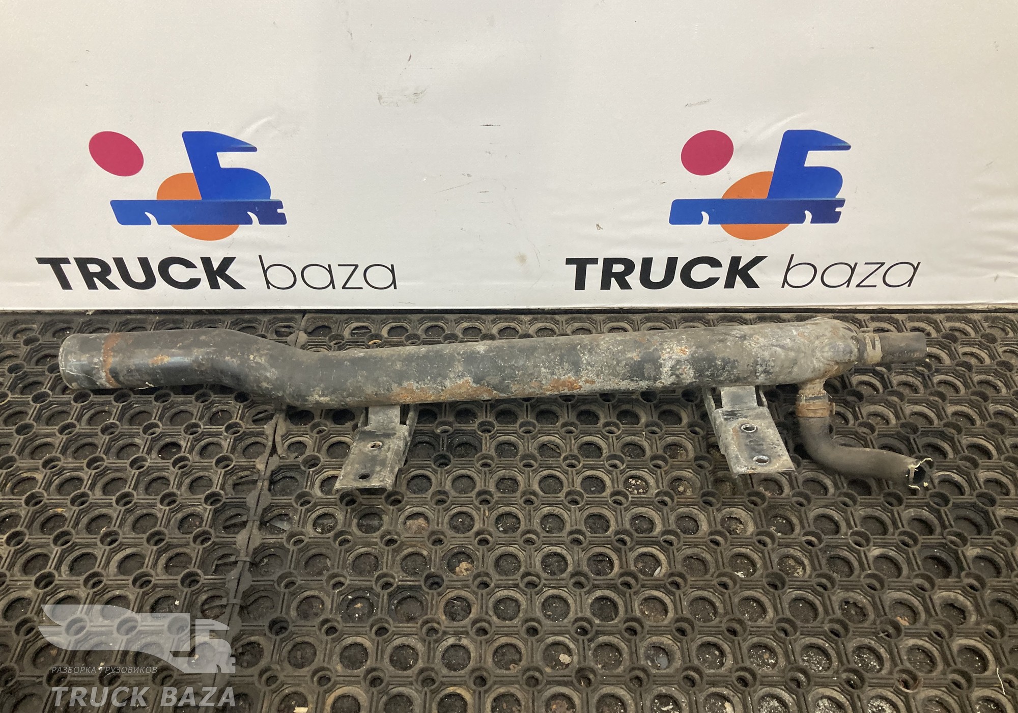 2855709 Трубка системы охлаждения