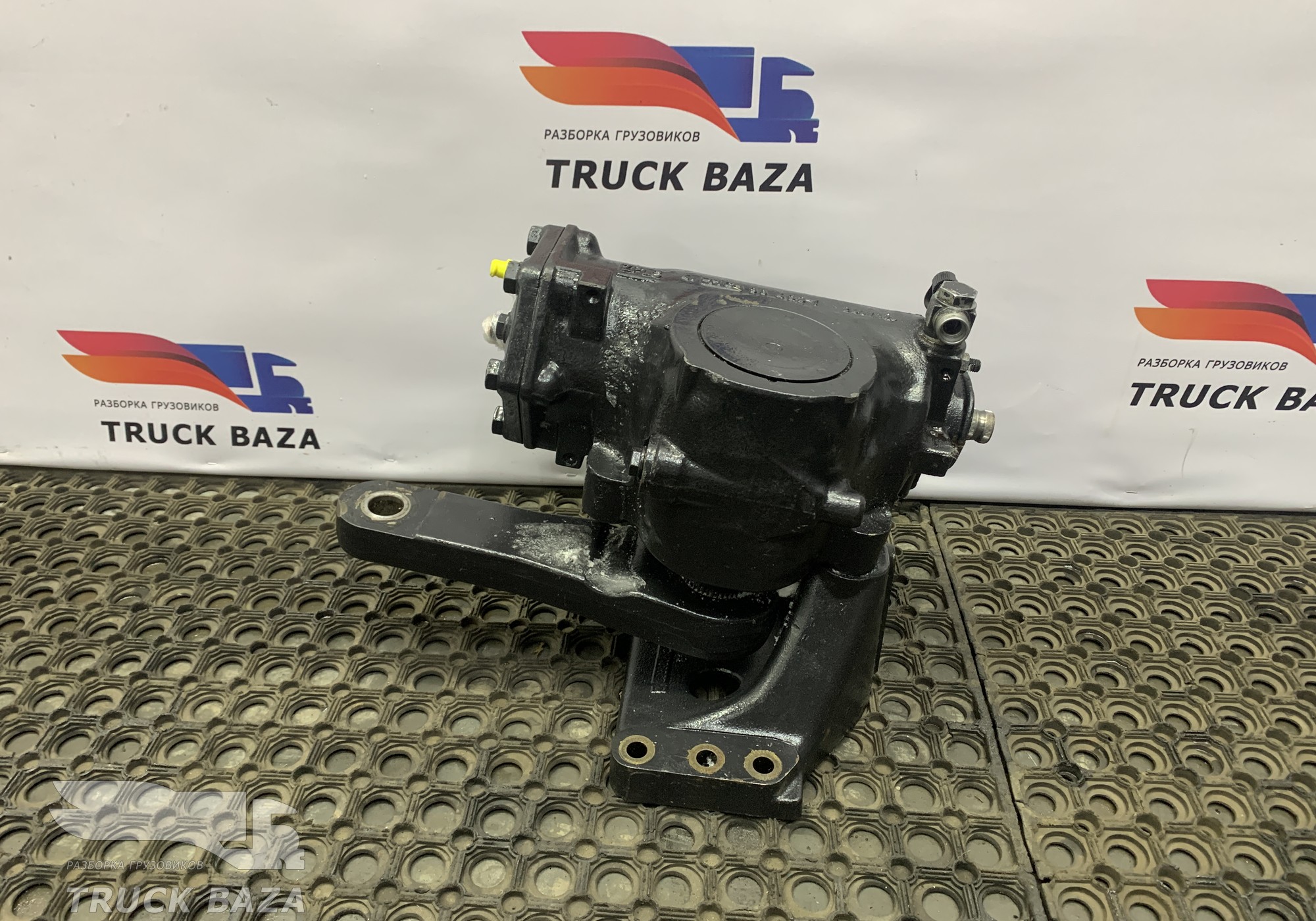 81462006410 ГУР для Man