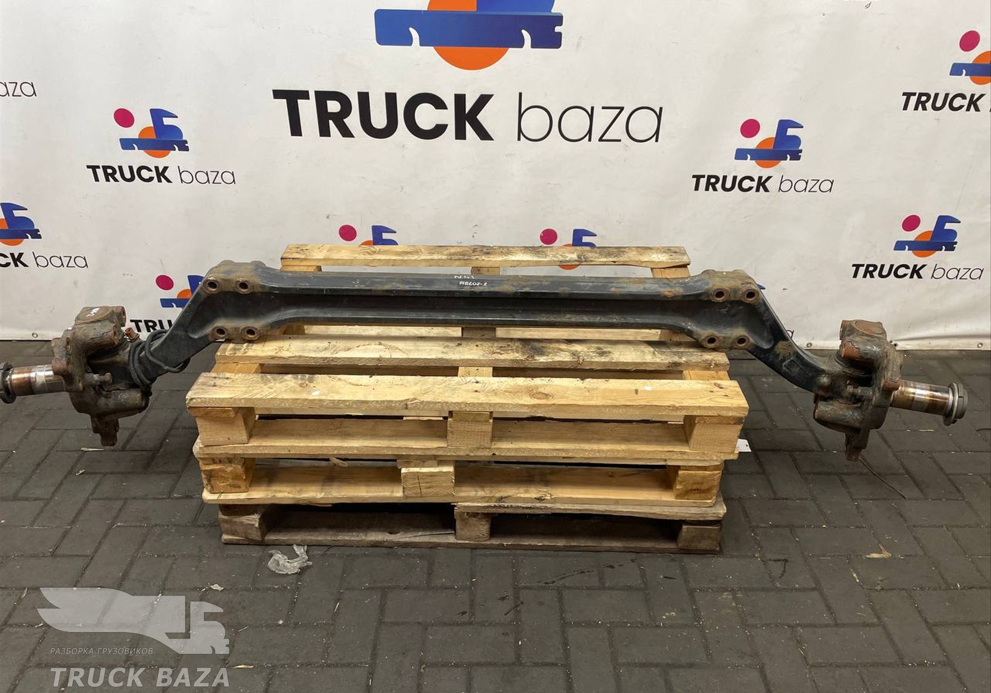 81441010176 Балка передняя в сборе для Man