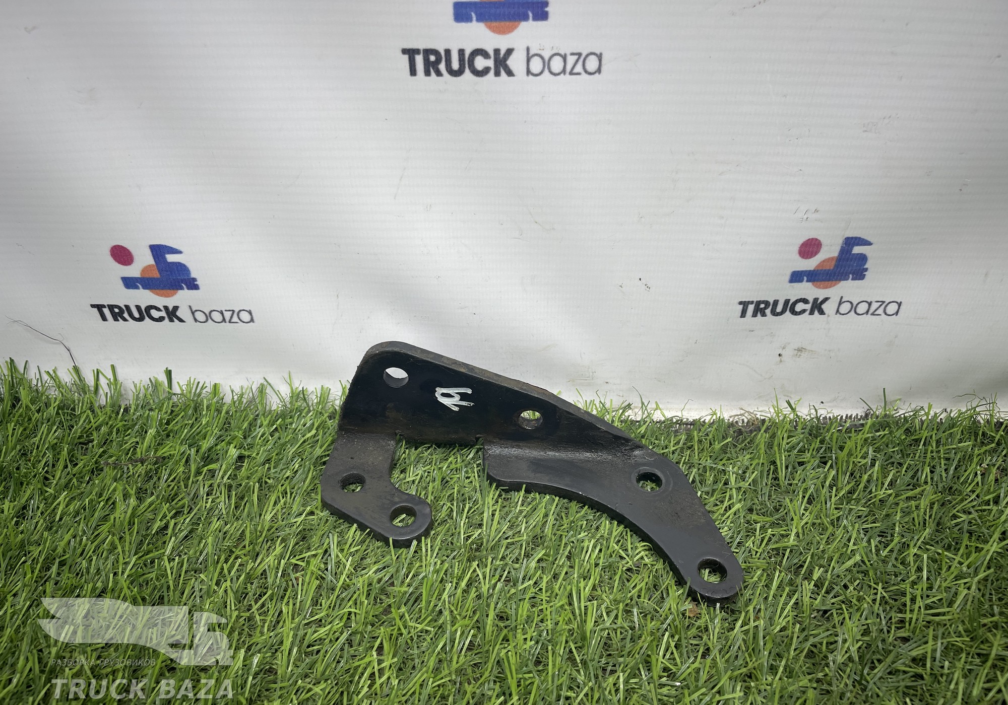 81517150410 Кронштейн электромагнитного клапана для Man TGS II (с 2012)