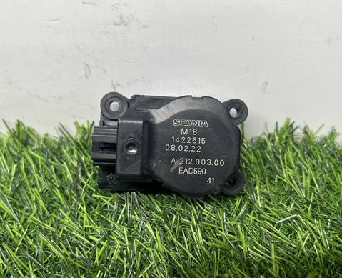 1422615 Моторчик привода заслонок отопителя для Scania
