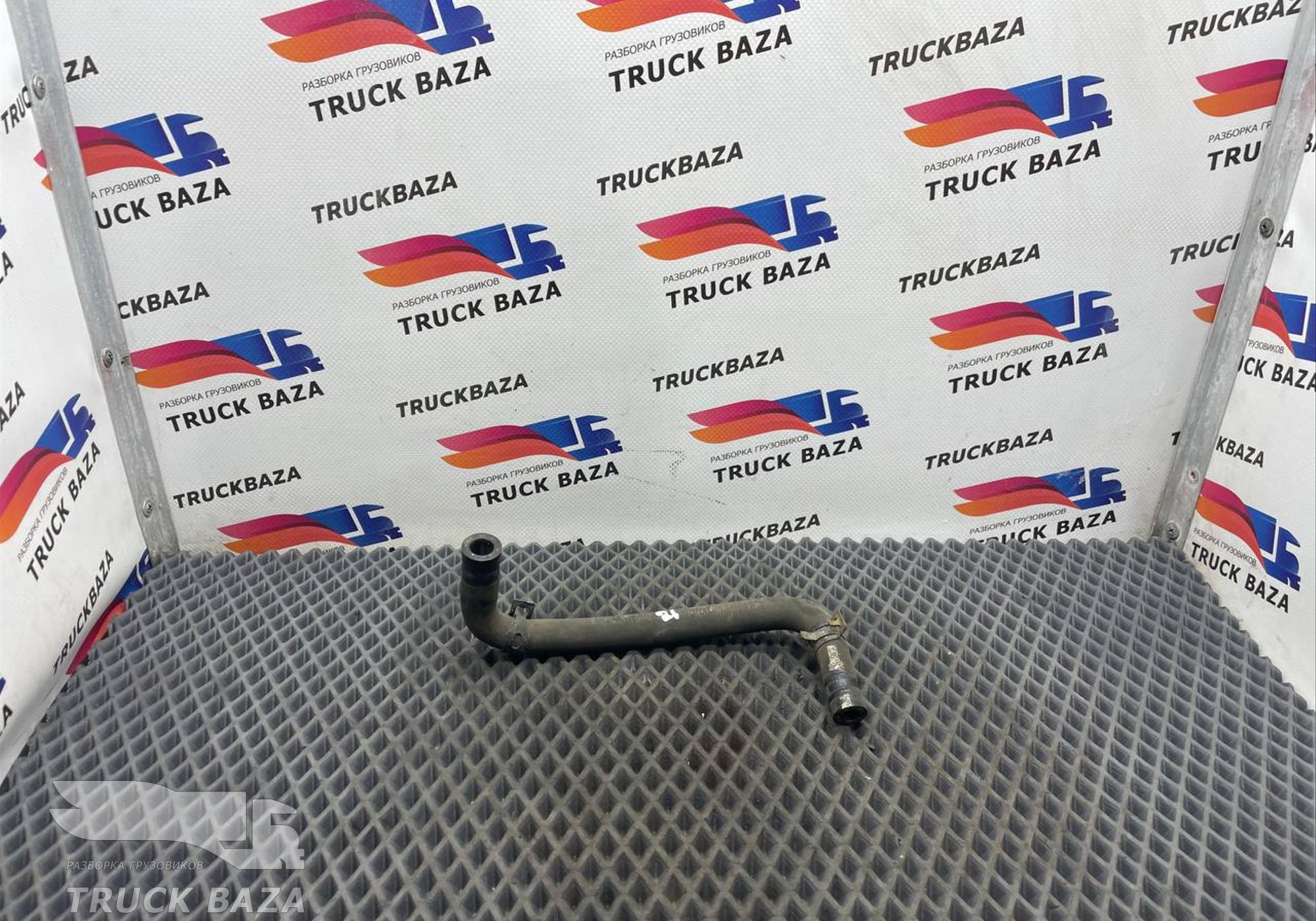 1810502 Патрубок радиатора для Daf XF106 (с 2012)