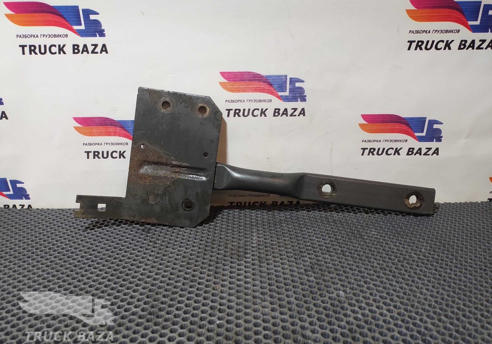 9304701081 Кронштейн насоса AdBlue для Mercedes-Benz Axor