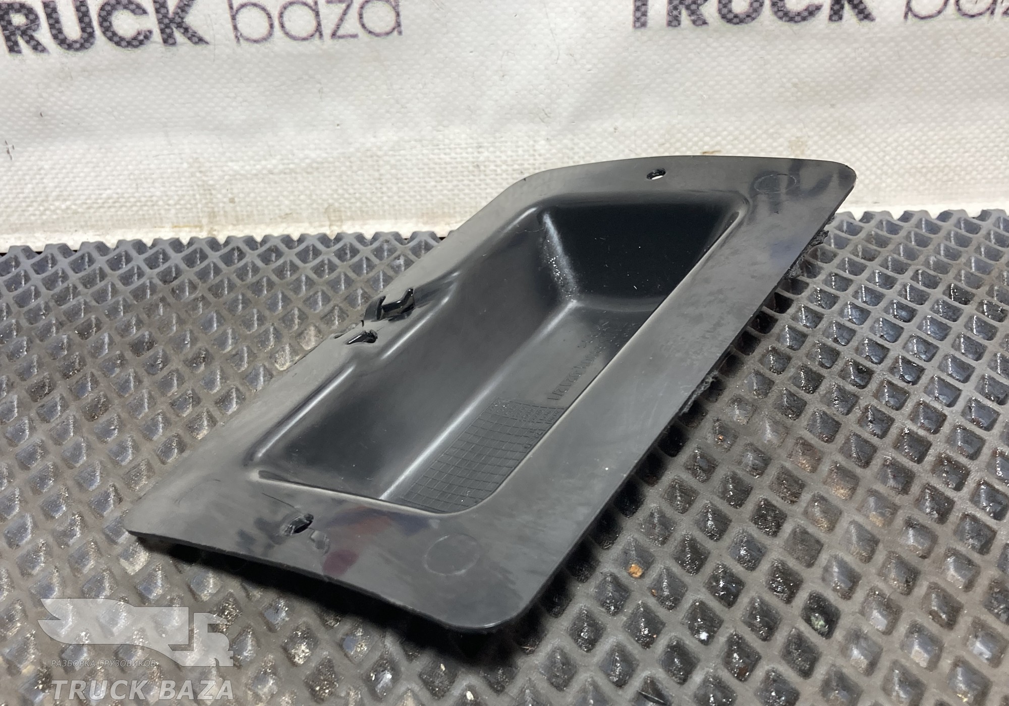 711W639030212 Накладка салона для Sinotruk Sitrak C7H