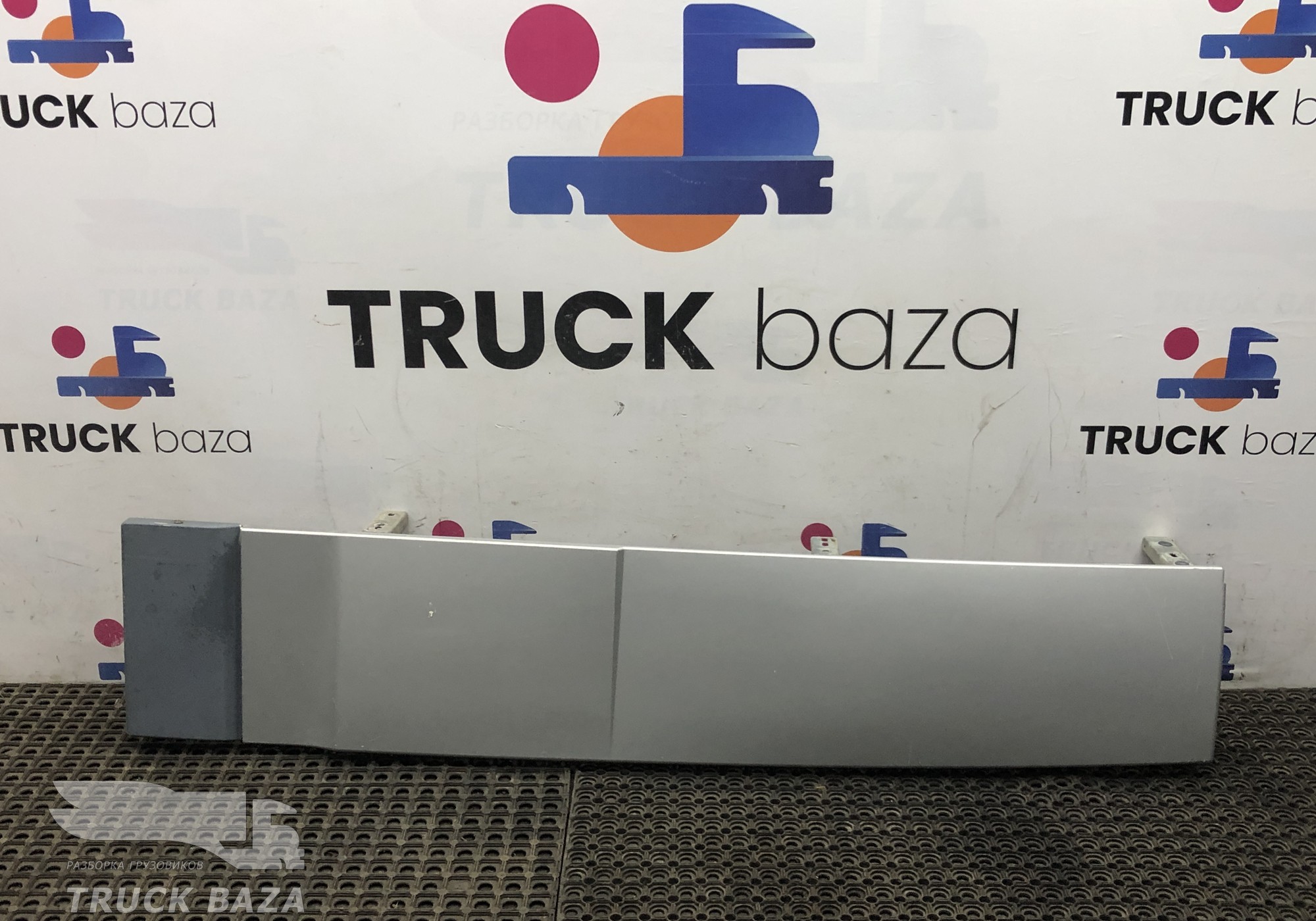 1740449 Спойлер кабины боковой левый для Daf XF105 (с 2005)