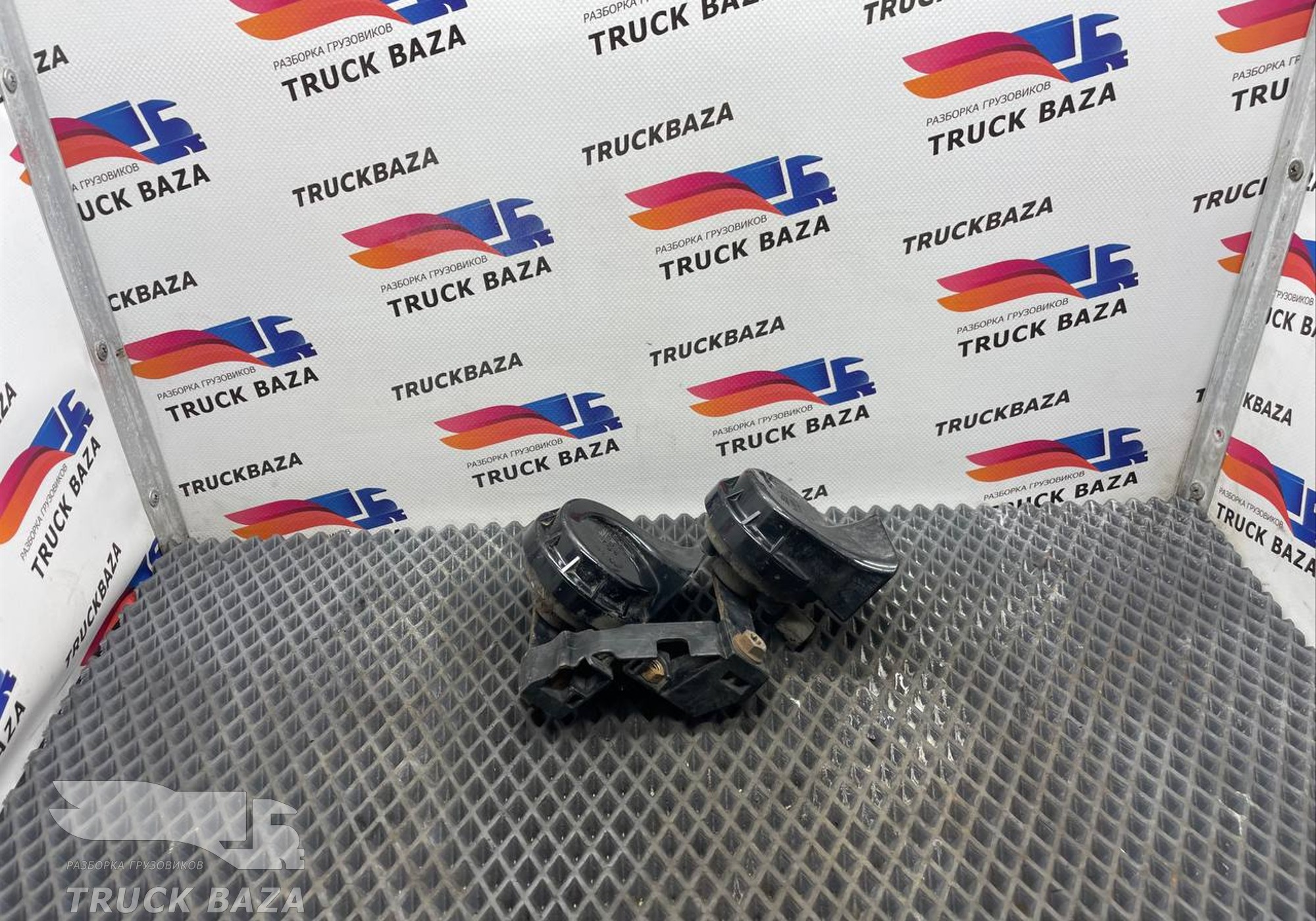 012213901 Сигнал звуковой для Man TGX II (с 2012)