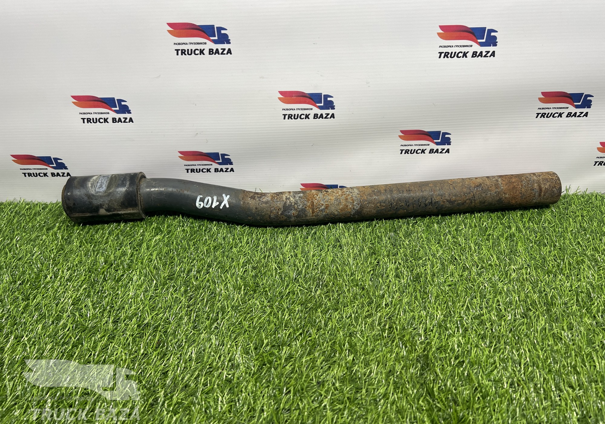 1629036 Кронштейн крыла заднего