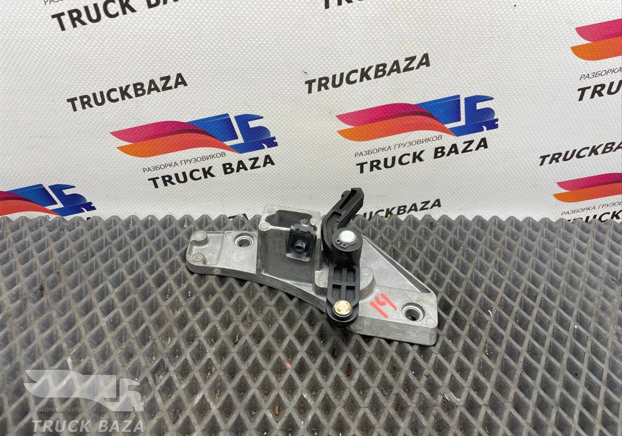 1679366 Ручка двери внутренняя правая для Daf XF105 (с 2005)