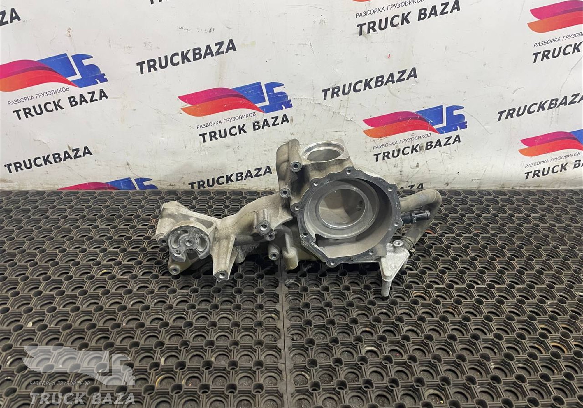 51063305082 Корпус водяного насоса для Man TGX II (с 2012)