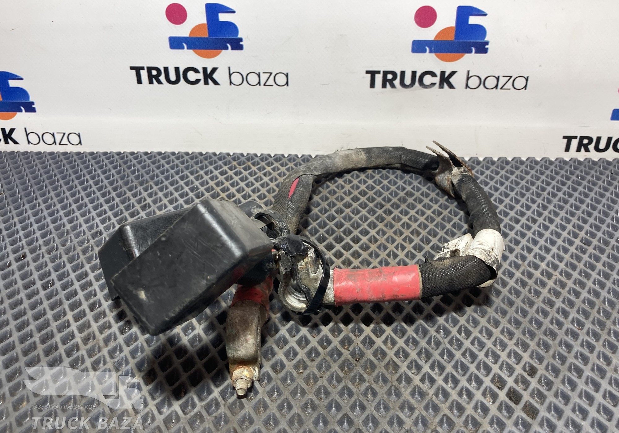 AZ962277000505 Провод высокого напряжения для Sinotruk Sitrak C7H