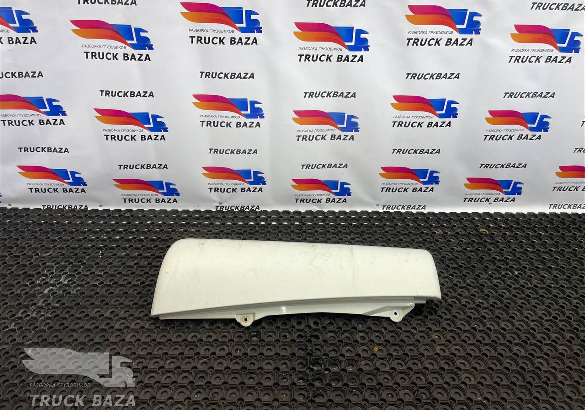 1400010 Дефлектор кабины правый для Daf XF105 (с 2006 по 2020)