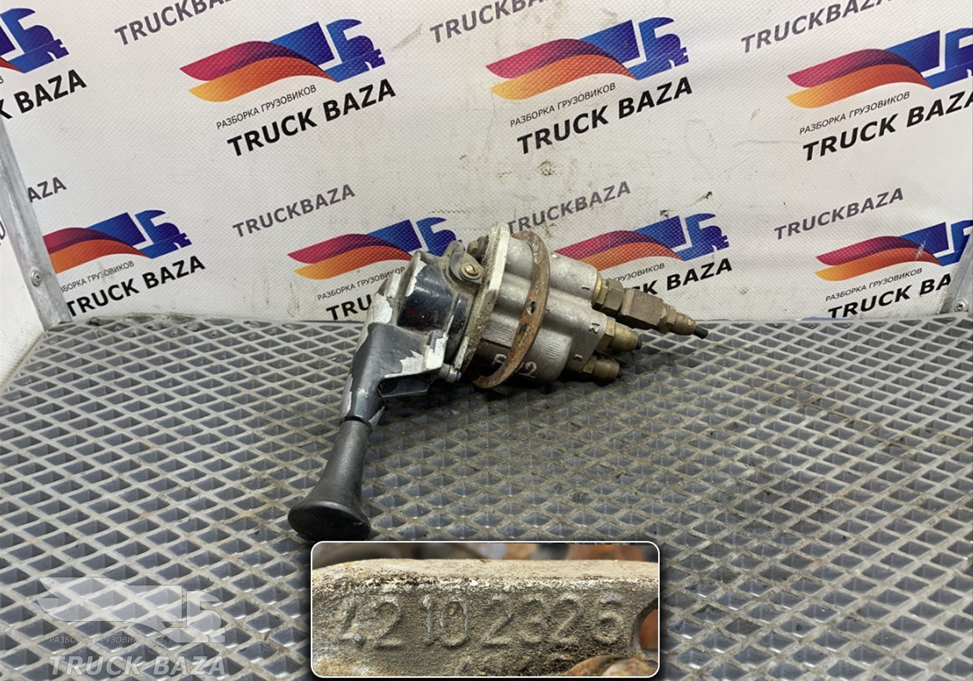 1593863 Кран ручного тормоза для Volvo F F16 (с 1987 по 1994)