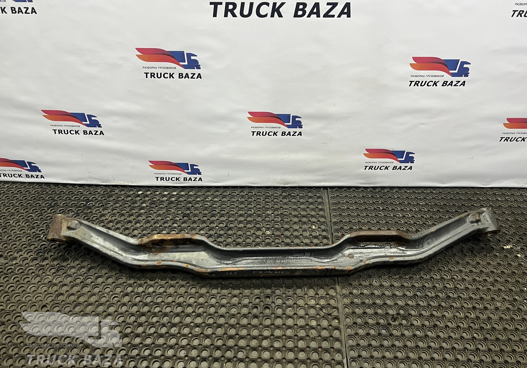 21299083 Балка передняя