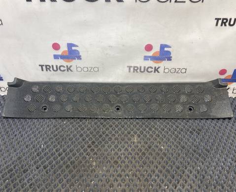 A9736840121 Накладка порога правая для Mercedes-Benz Axor I (с 2001 по 2004)