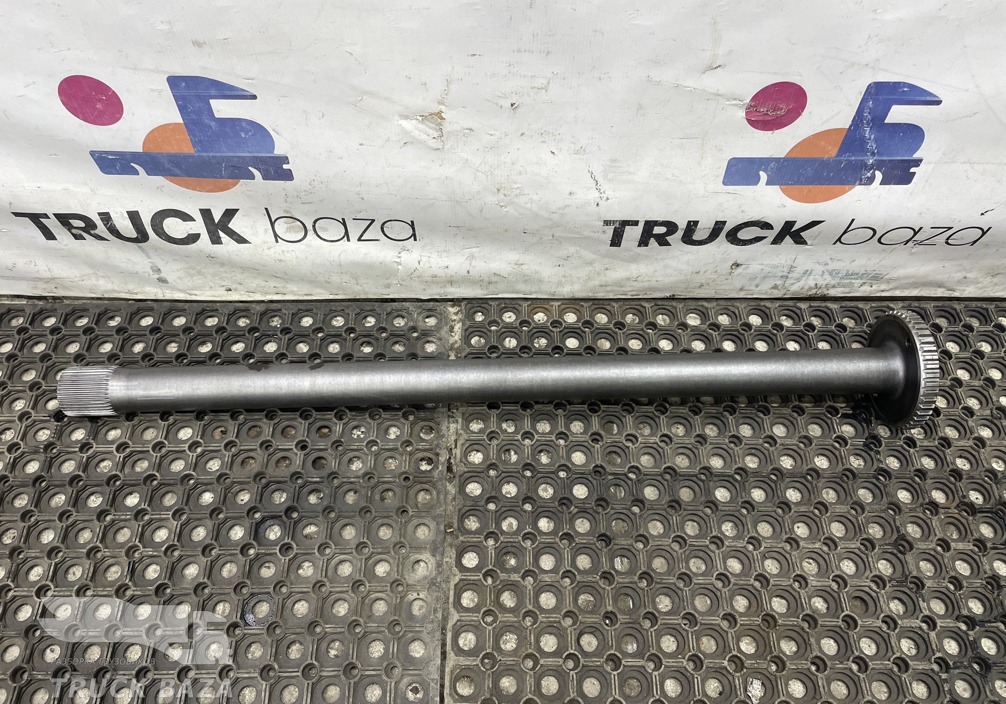 A6773570101 Полуось без блокировки 990 мм для Mercedes-Benz Неопознанная модель