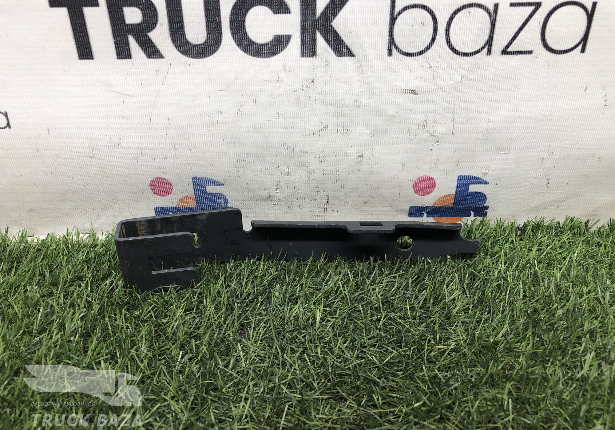 2353078 Кронштейн AdBlue для Scania 6-series P (с 2016)