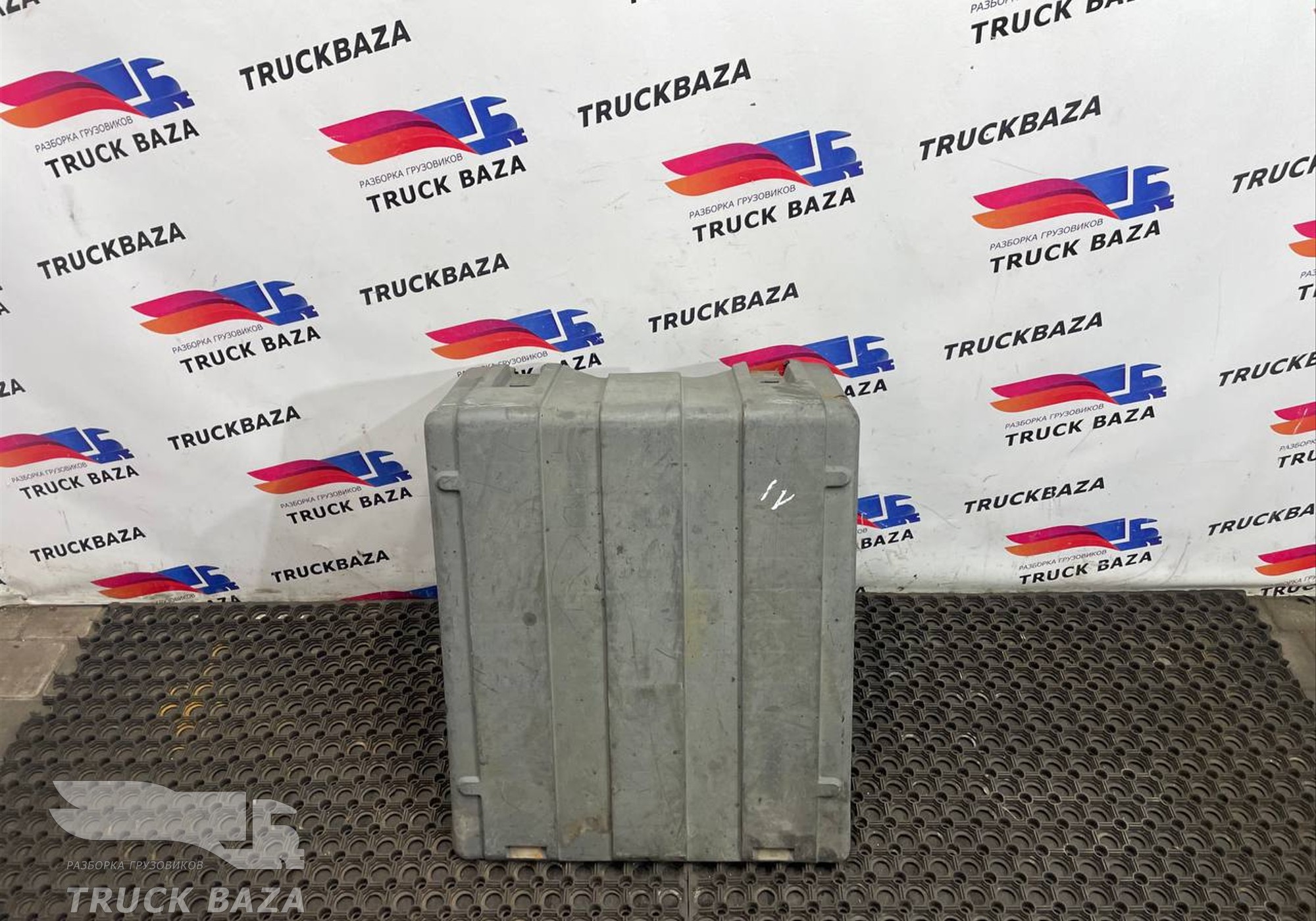 98427424 Крышка аккумуляторного ящика для Iveco Stralis I (с 2002)