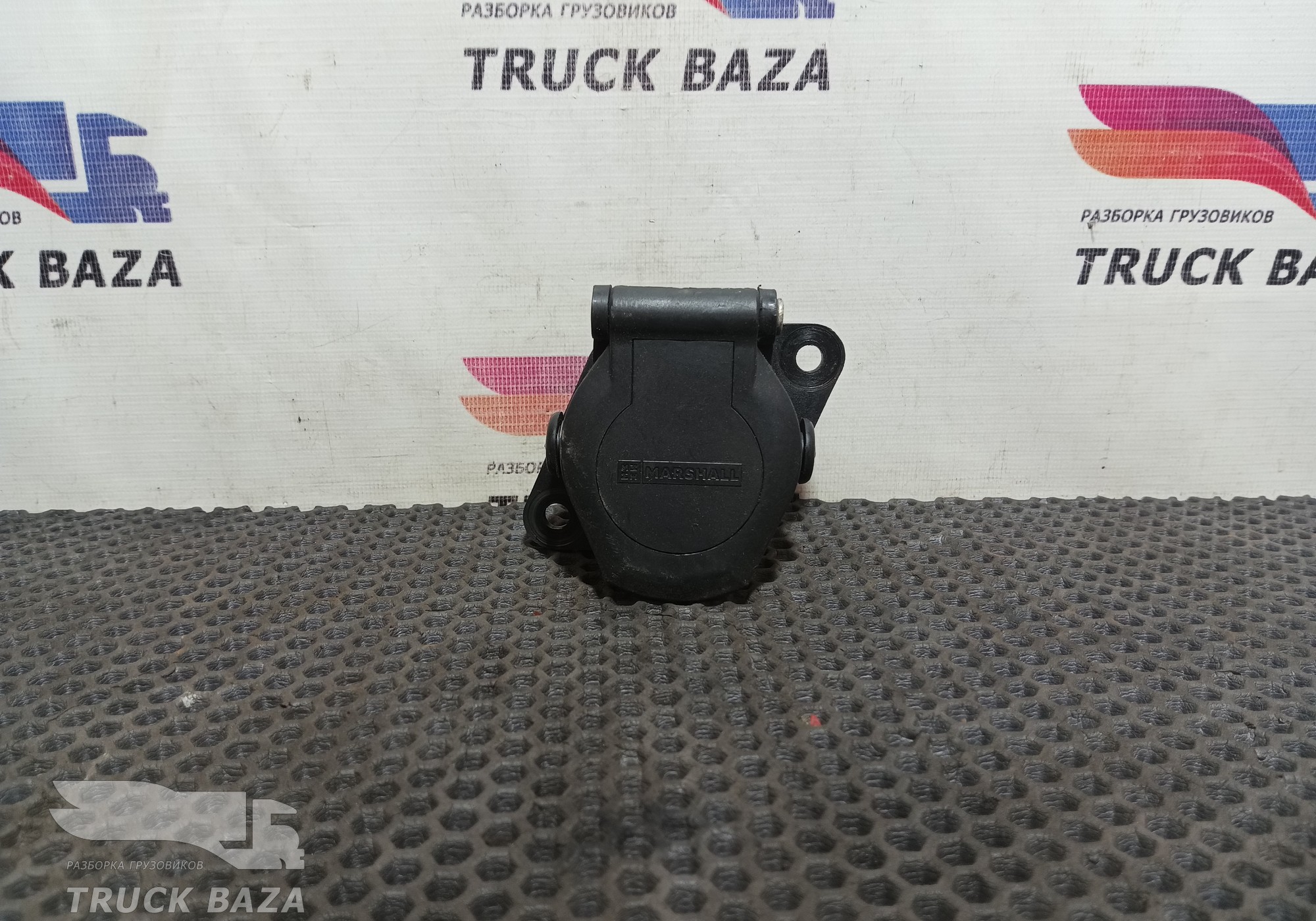 0305458228 Корпус розетки для Mercedes-Benz Actros MP3 (с 2008)