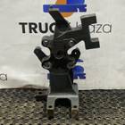 1386525 Кронштейн пневморессоры передний левый