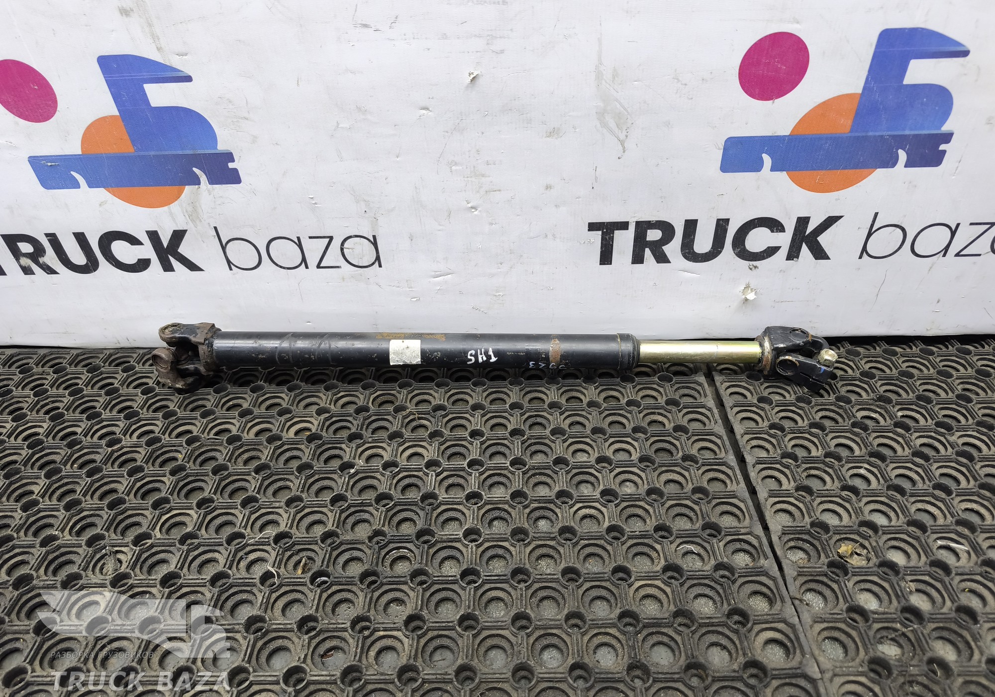 SZ94600001 Кардан рулевой для Shacman F3000 (с 2009)