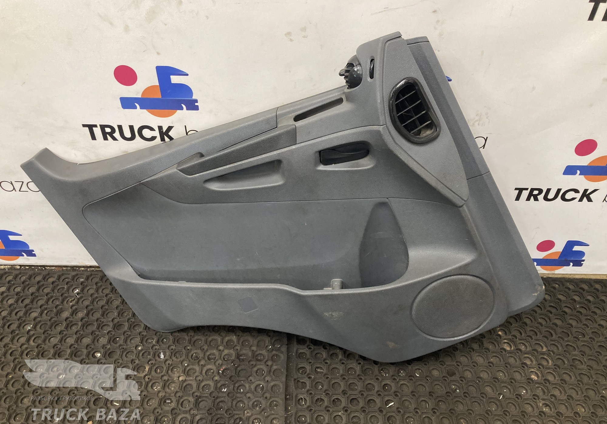 A9407202170 Обшивка двери левой для КАМАЗ