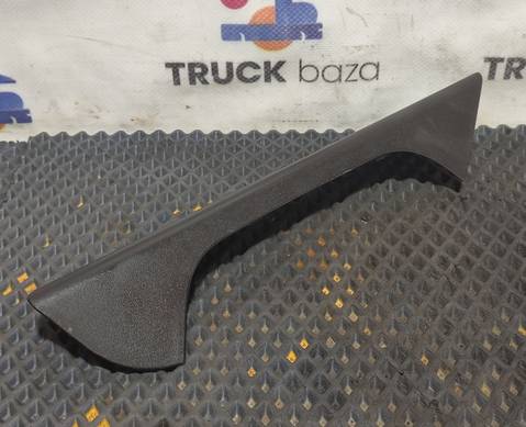 549016102084 Накладка ручки двери правая для КАМАЗ 54901