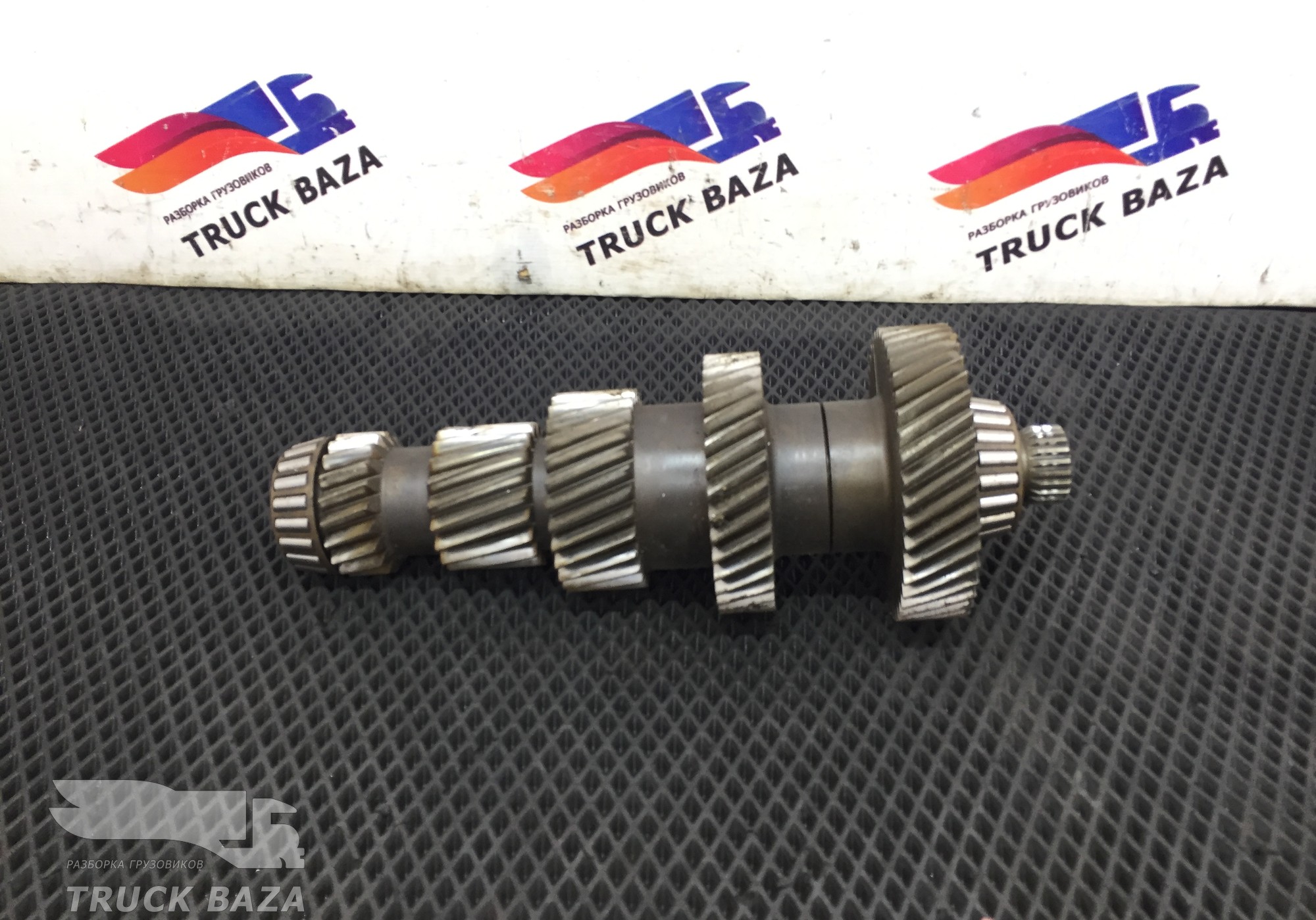 1329303008 Вал КПП промежуточный ZF для Man TGX II (с 2012)