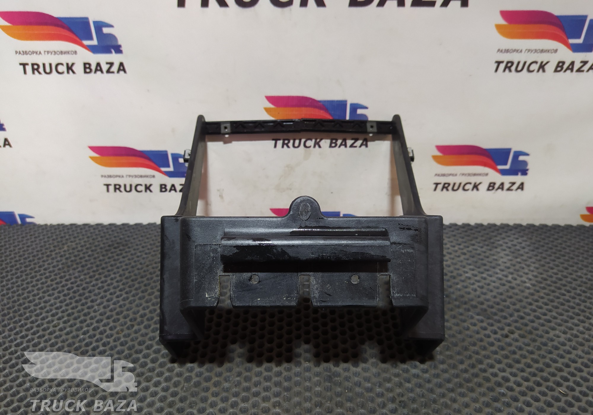 9405420334 Кронштейн торпедо для Mercedes-Benz Axor II (с 2004 по 2010)
