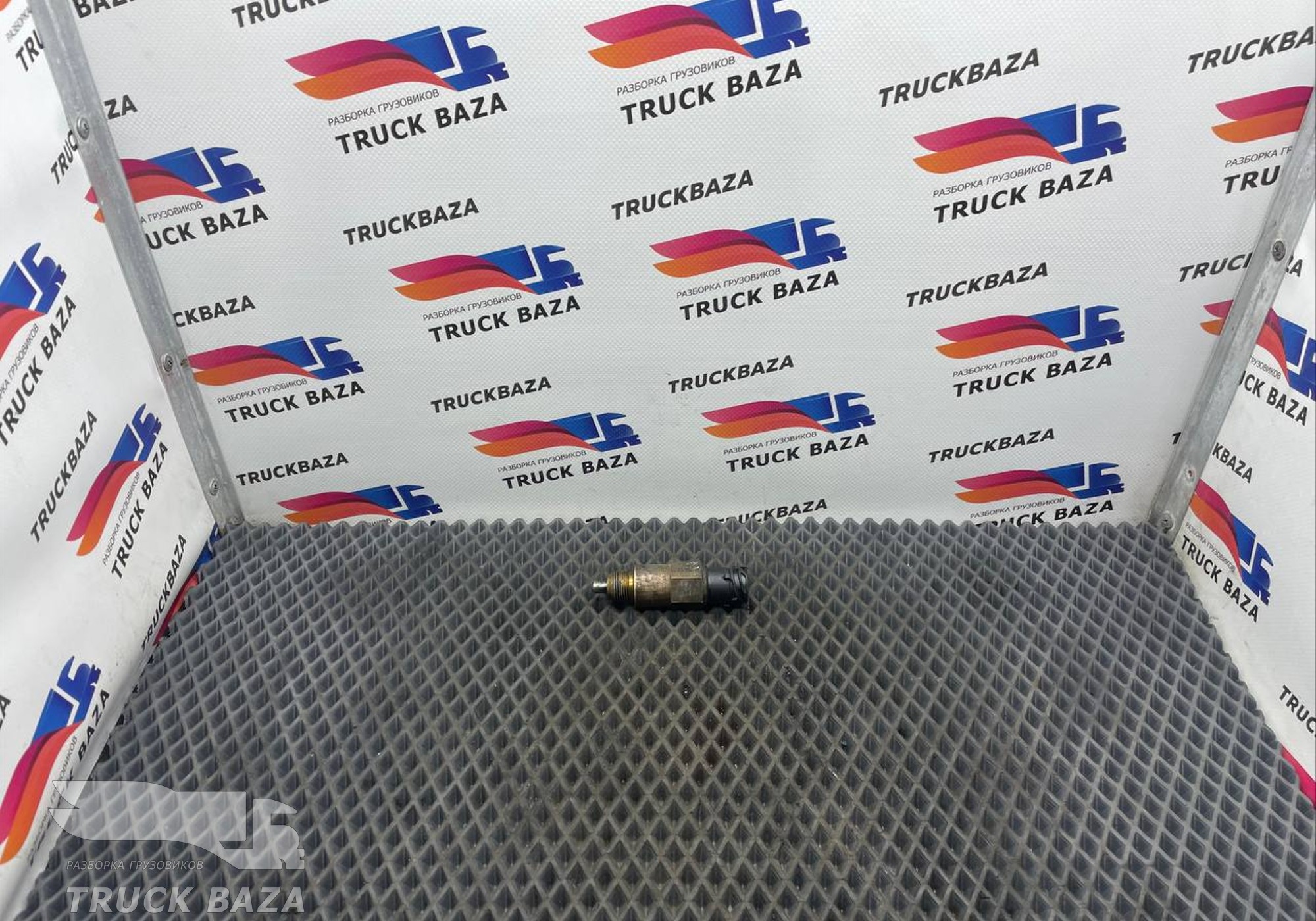 4411000640 Датчик включения передачи для Mercedes-Benz Actros MP3 (с 2008)