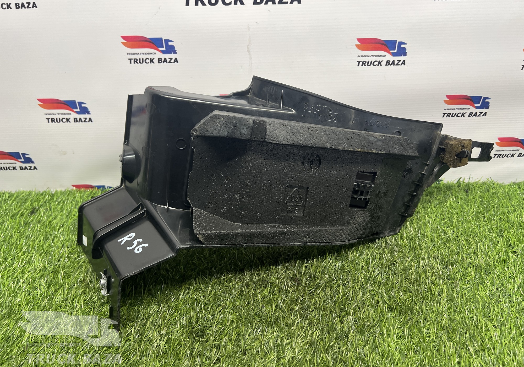 84520514 Hакладка на поpог лeвaя для Renault T (с 2013)