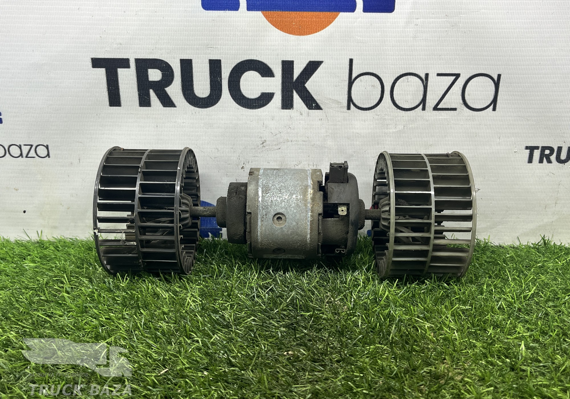 0130111116 Моторчик отопителя для Mercedes-Benz Actros MP1 (с 1996 по 2003)