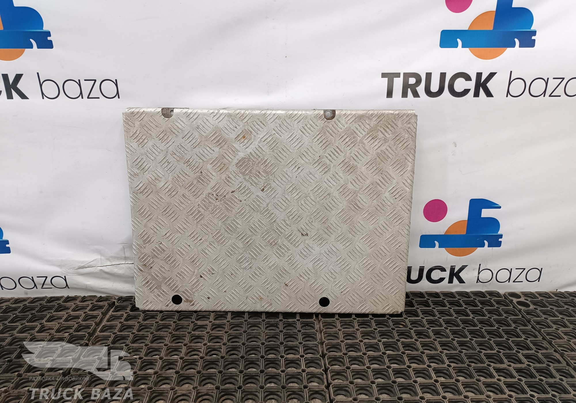 5490840443910 Трап над глушителем для КАМАЗ 5490 (с 2013)