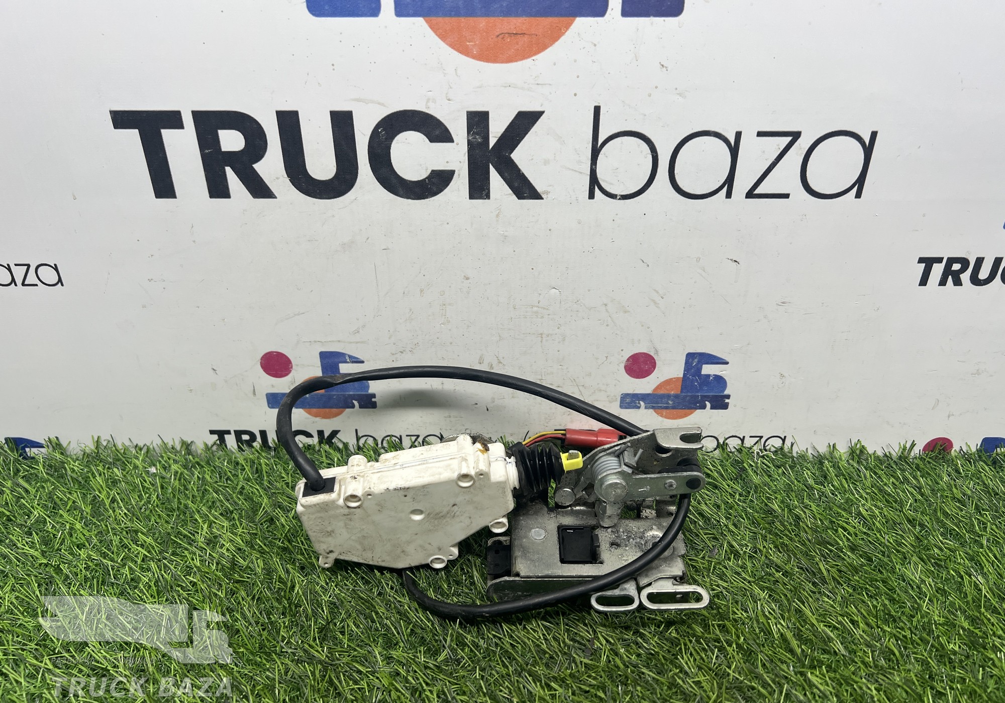 1940919 Активатор замка двери для Scania 4-series T (с 1995 по 2007)