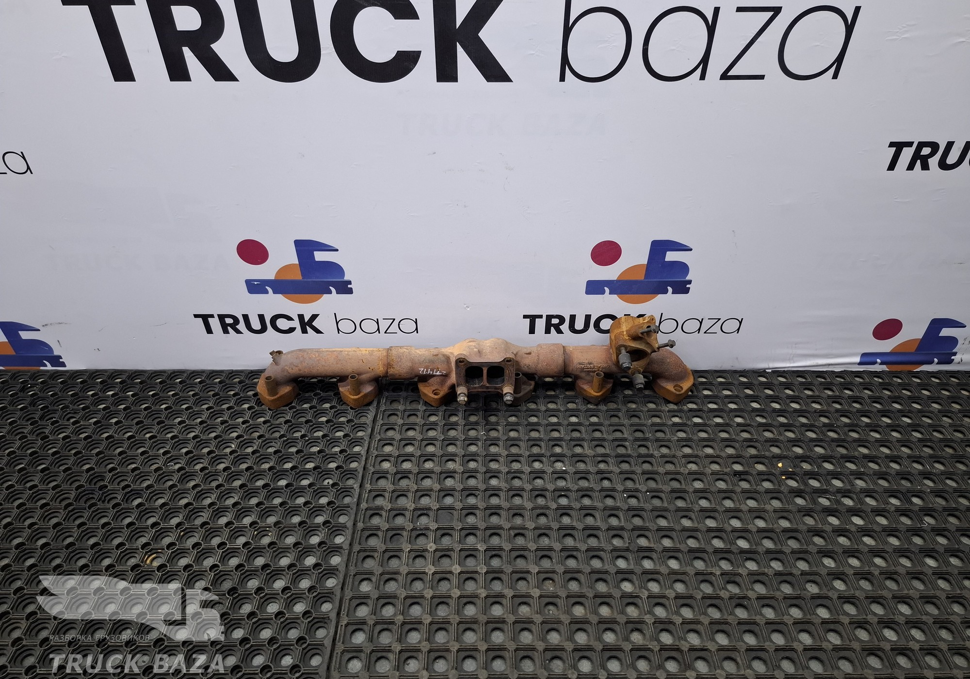 21767048 Коллектор выпускной для Renault
