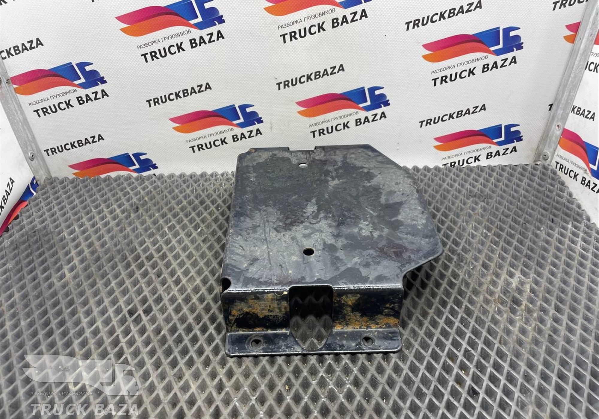 81612430168 Кронштейн блока предохранителей для Man TGX TG3 (с 2020)