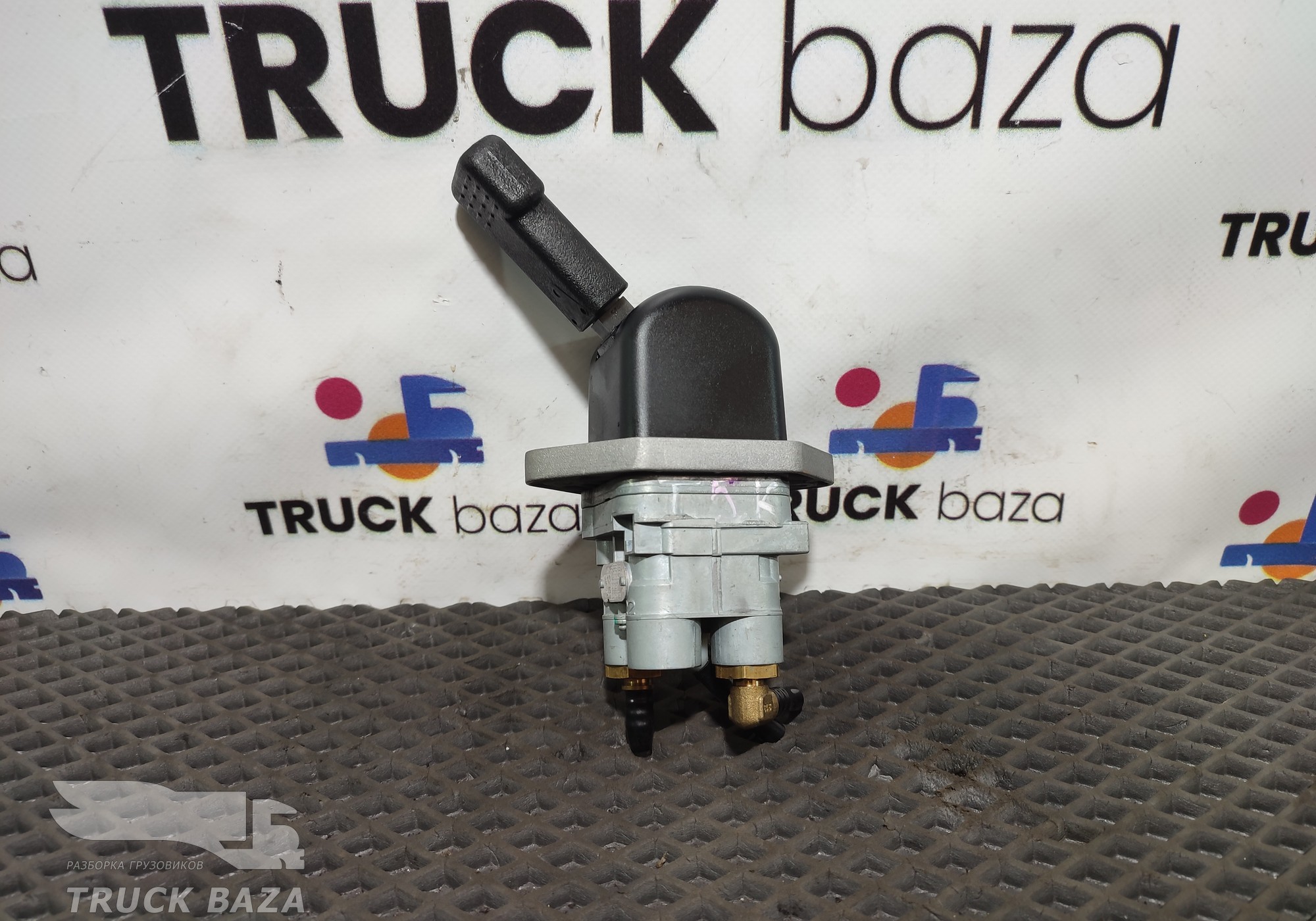 WG9000360596 Кран тормоза прицепа ручной для Sinotruk Sitrak C7H