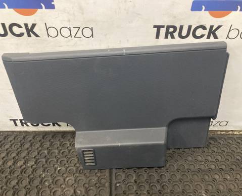 882280819 Накладка декоративная левая для Renault T (с 2013)