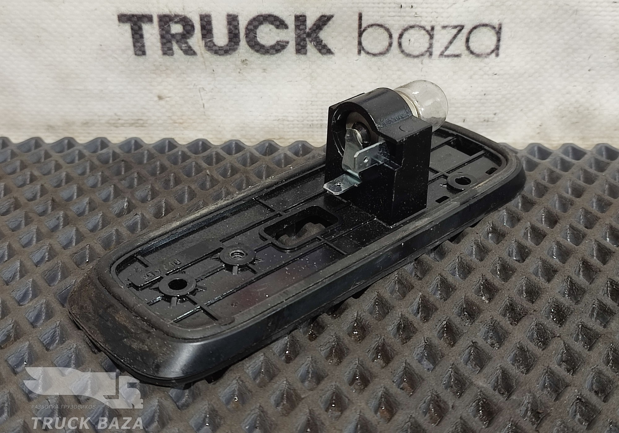 A0028205156012 Габарит крыши боковой