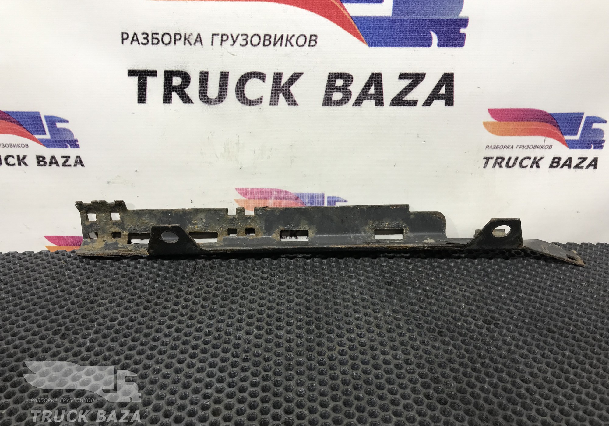 7421737320 Кронштейн проводки для Volvo FH 4 (с 2012)