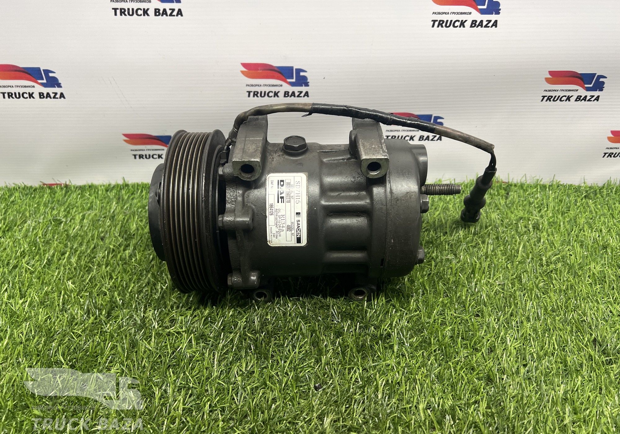 1864126 Компрессор кондиционера