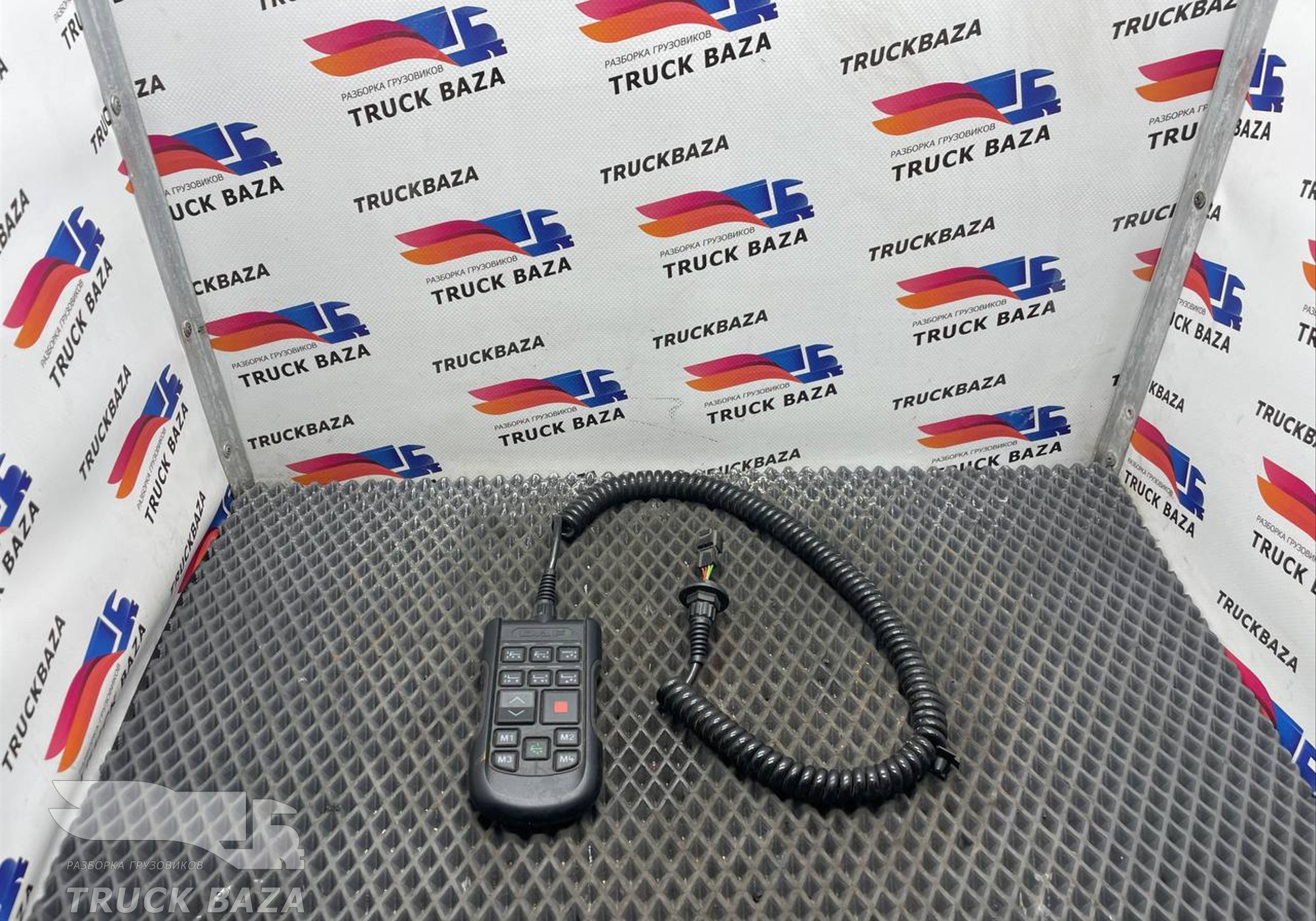 2028768 Пульт управления пневмоподвеской для Daf XF106 (с 2012)