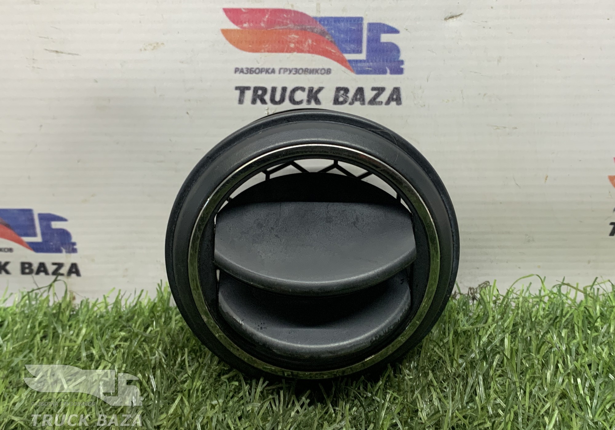 82269998 Дефлектор обдува салона