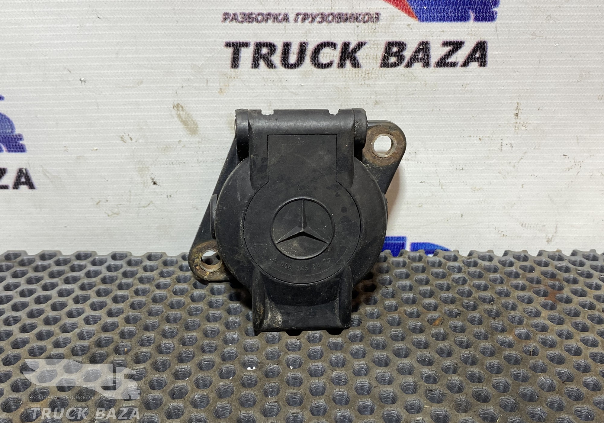 0085455826 Корпус розетки для Mercedes-Benz Actros MP3 (с 2008)