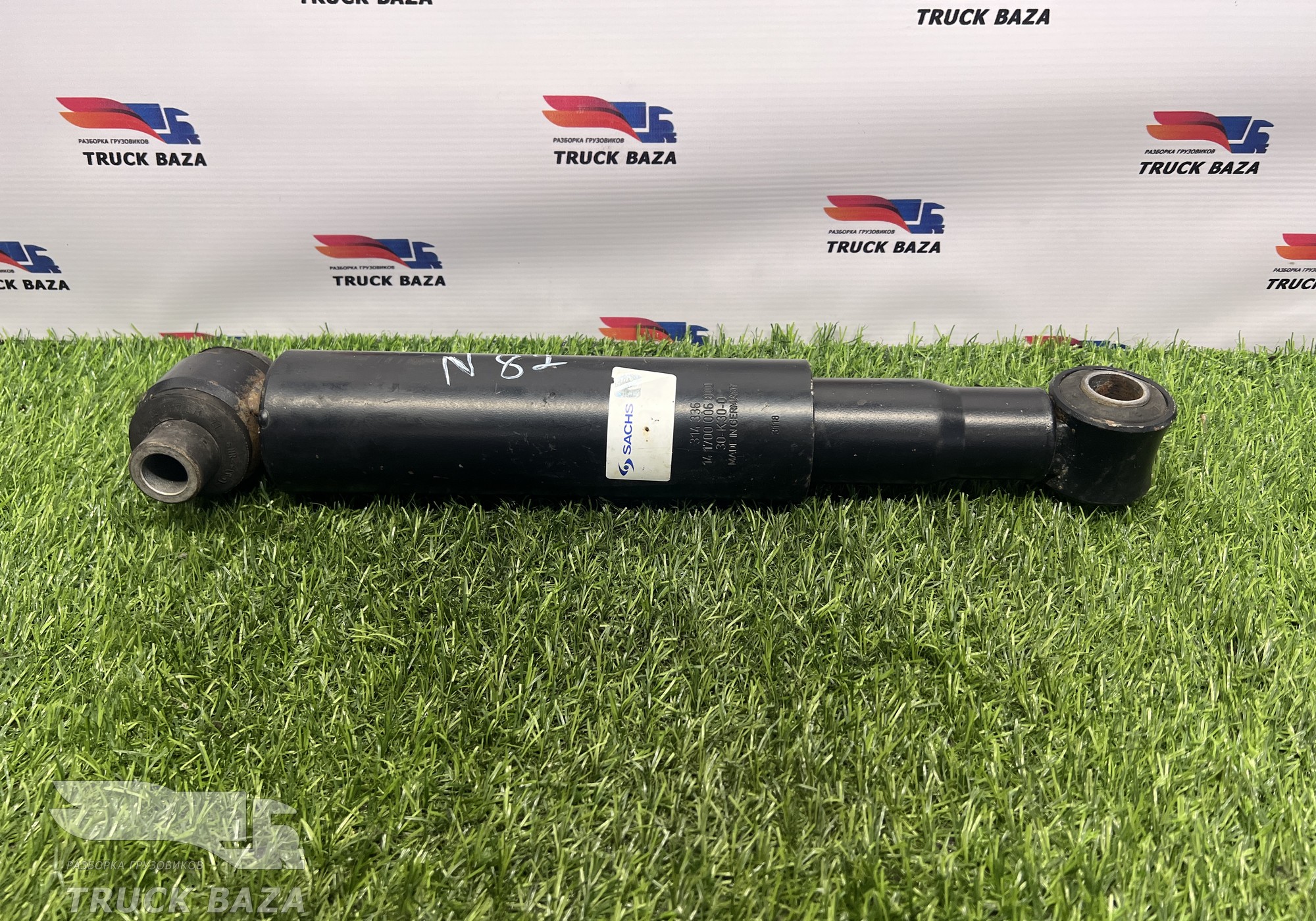 81437026058 Амортизатор передний