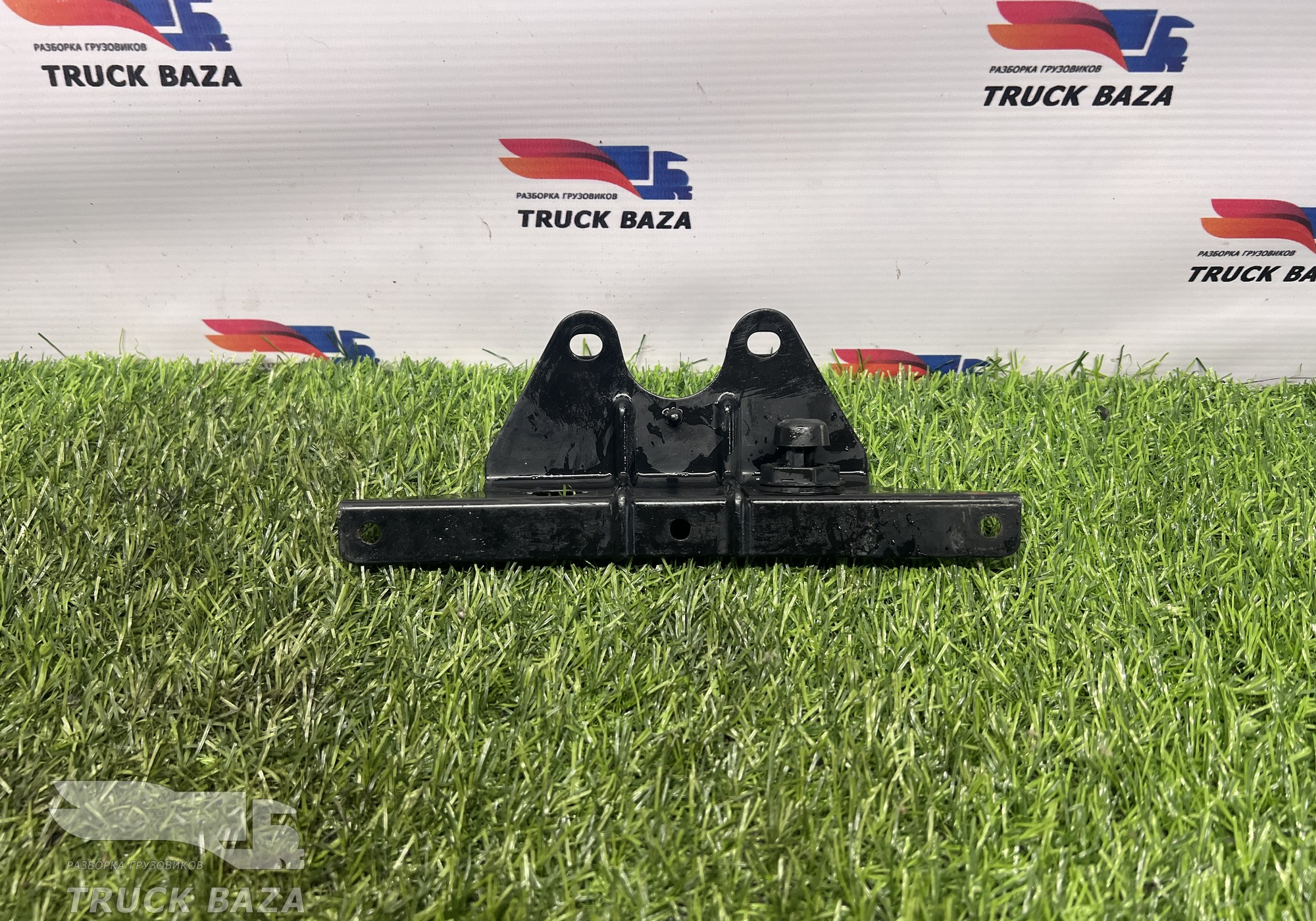 7482569559 Кронштейн капота для Renault T (с 2013)