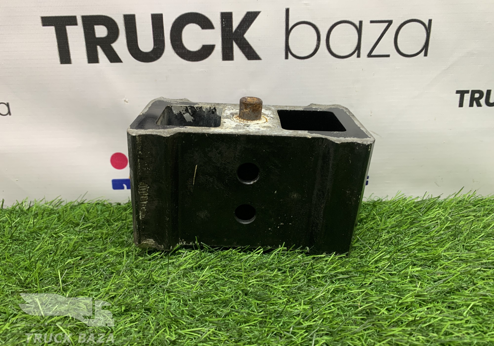 06461390007 Проставка рессоры передней