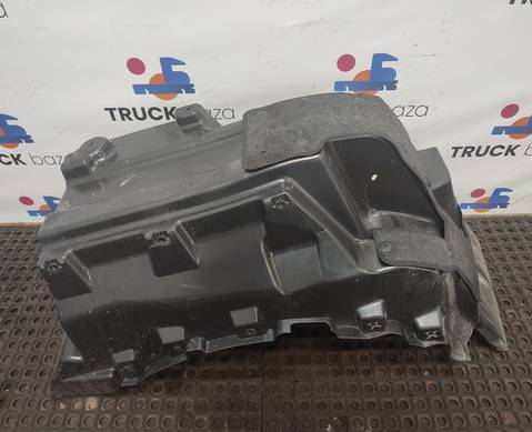81612300334 Подкрылок правый для Man TGX TG3 (с 2020)